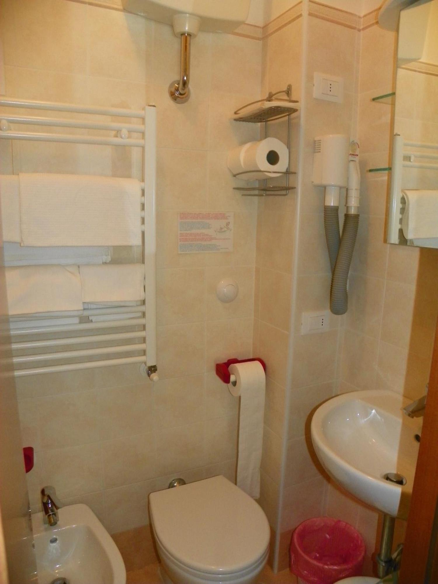Hotel La Vela 3*