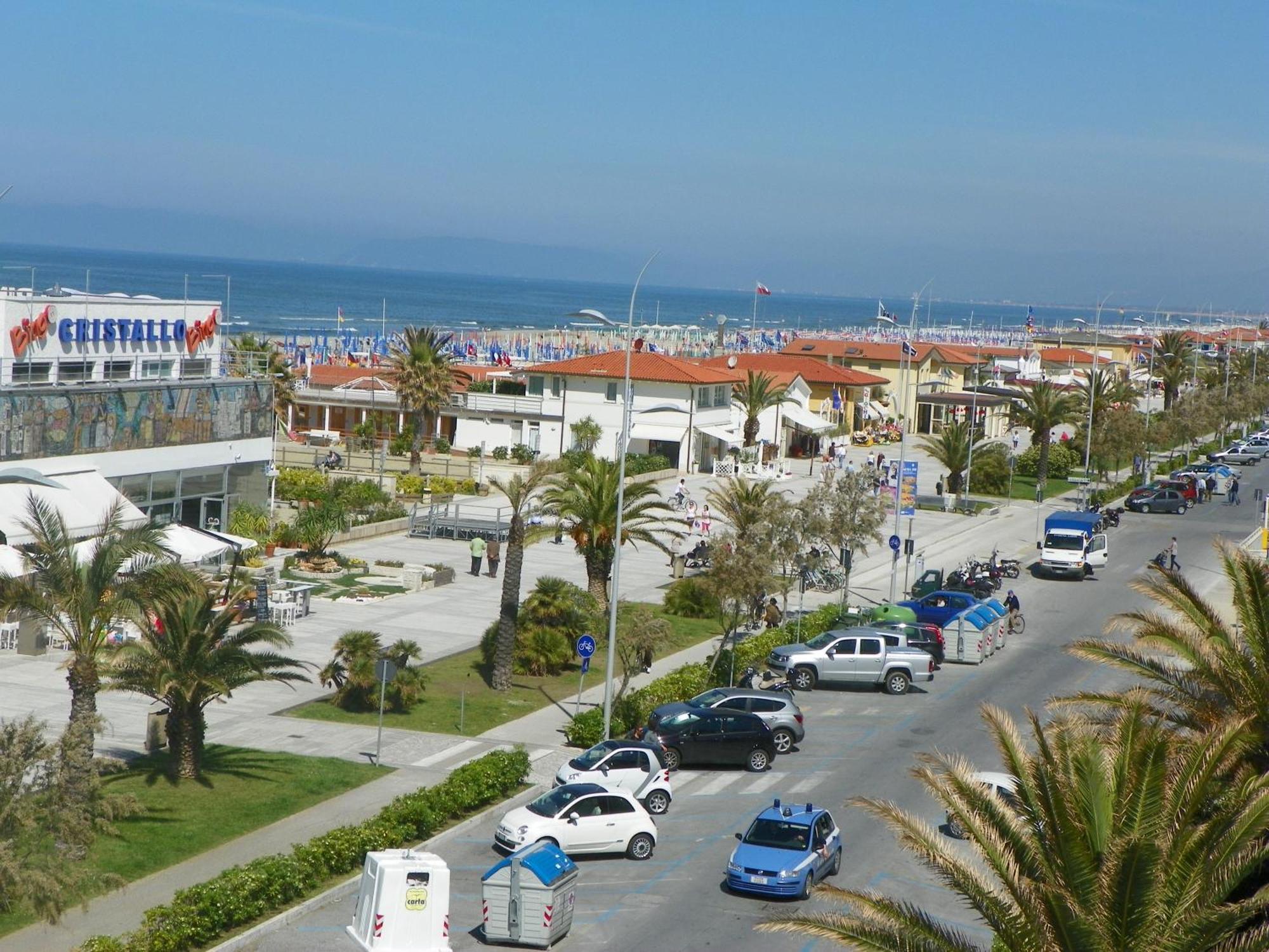 Hotel La Vela Lido di Camaiore