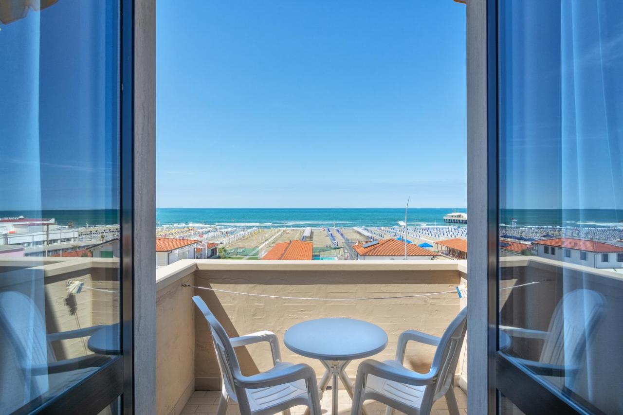 Hotel La Vela 3*
